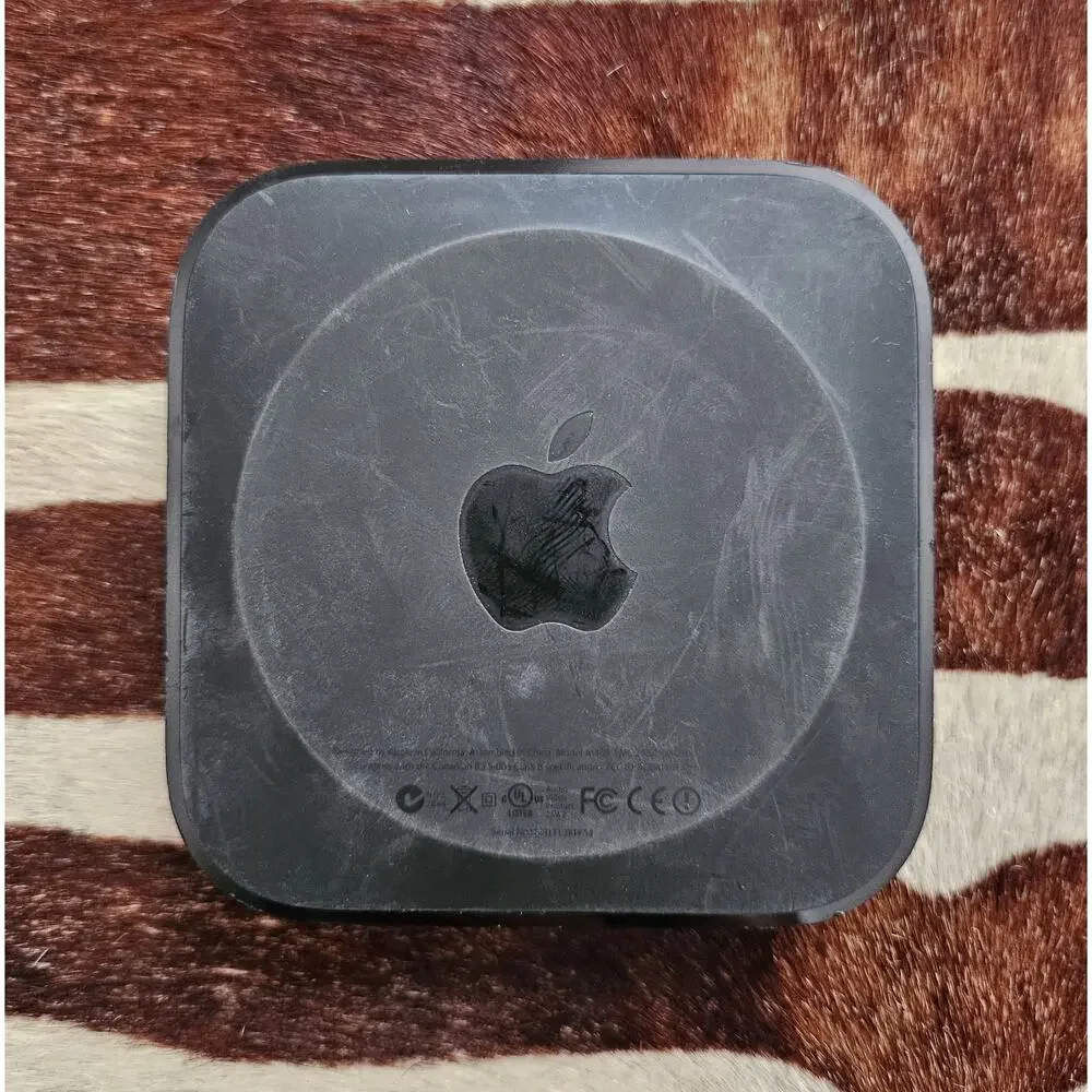 Apple TV (3rd Generation) A1469 HD Media Streamer